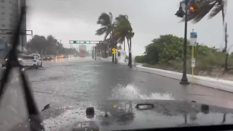 El huracán Ian se fortalece y alcanza categoría 4 en su camino hacia Florida
