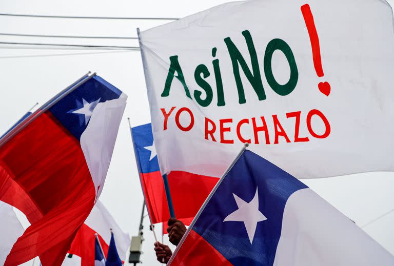 Una protesta en contra de la nueva Constitución en Chile, el 30 de agosto