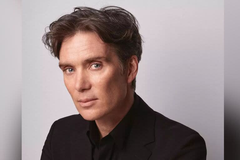 Cillian Murphy Cillian Murphy es el nuevo rostro de la marca de lujo italiana Versace