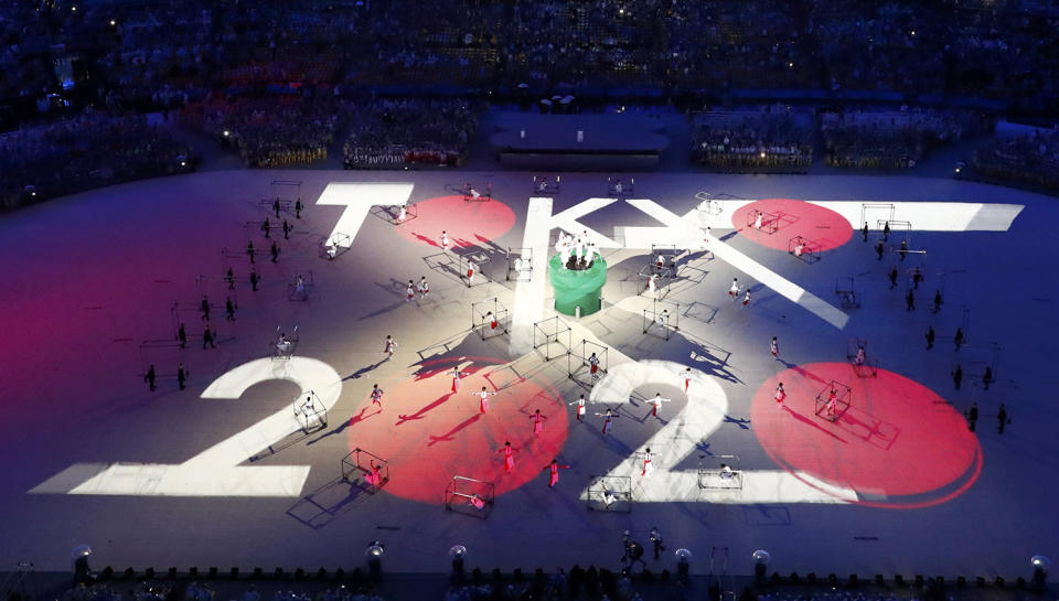 <p>Performers take part in the closing ceremony for the 2016 Rio Olympics. (REUTERS/Fabrizio Bensch) </p>