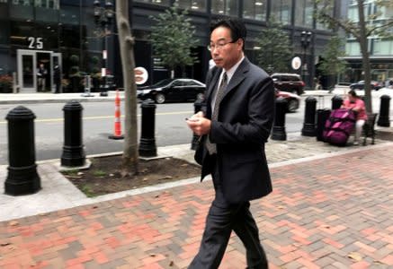 FILE PHOTO: FILE PHOTO: Former New England Compounding Center supervisory pharmacist Glenn Chin enters the federal court in Boston, Massachusetts, U.S., September 19, 2017.  REUTERS/Nate Raymond/File Photo