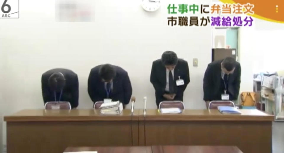 A water company in Japan has made an apology on television about a worker’s three-minute breaks to collect lunch.