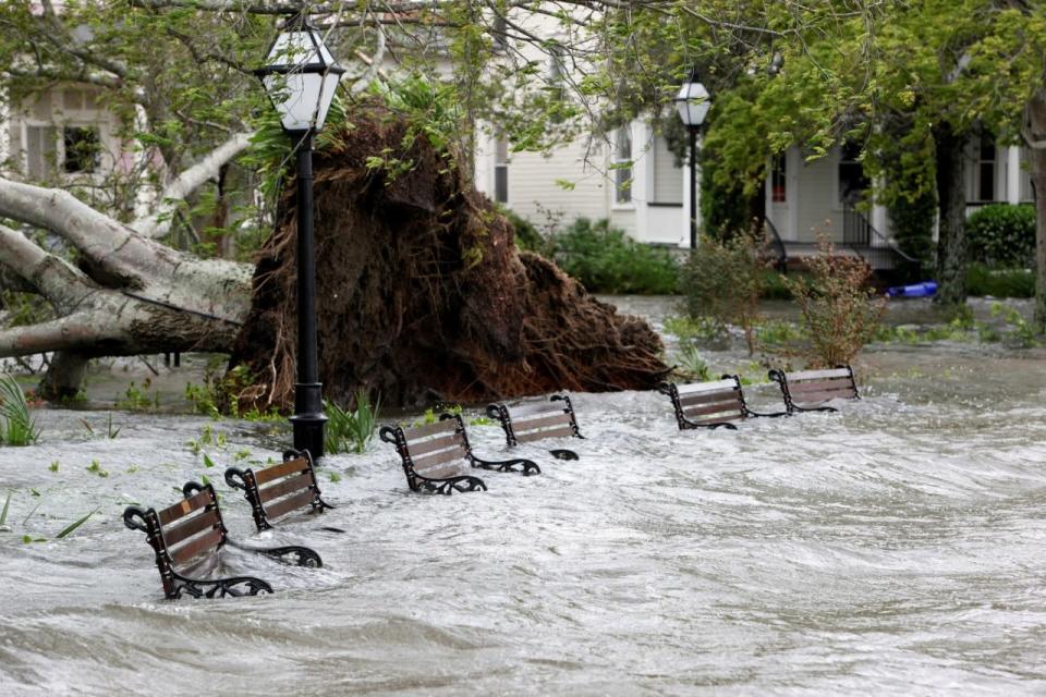 Hurricane Matthew batters the Southeast