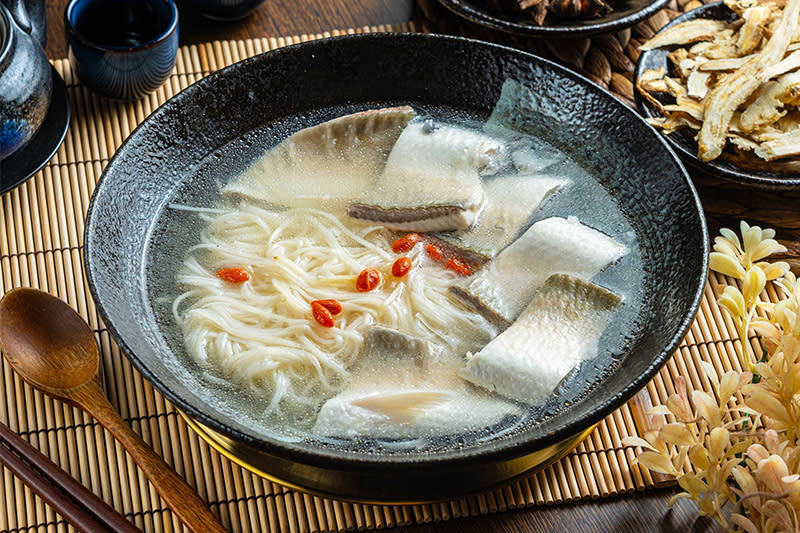 優質景觀餐廳無刺虱目魚肚麵線，由隱園提供