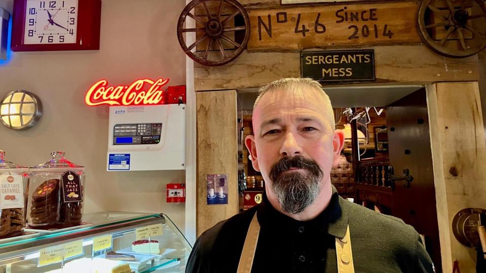 Picture of coffee shop owner Lee Howard