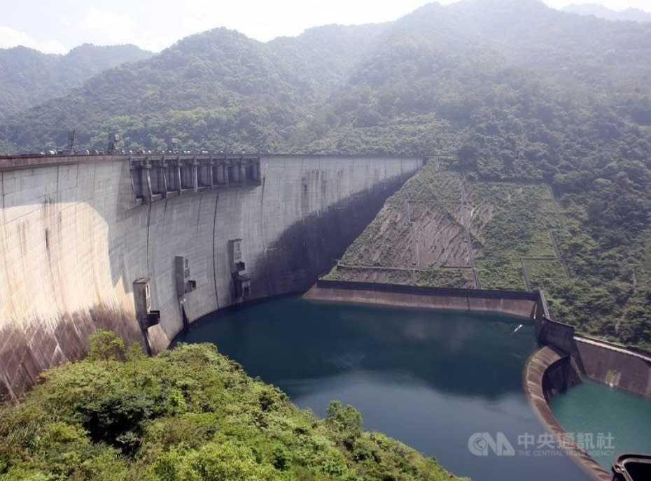 台北翡翠水庫6日水位約148公尺、有效蓄水量1億6210萬噸，水位創17年新低。（中央社檔案照片）