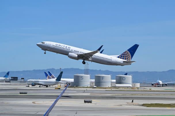 PHOTO: A United Airlines plane takes off from San Francisco International Airport (SFO) in San Francisco, April 22, 2023. (Anadolu Agency via Getty Images)