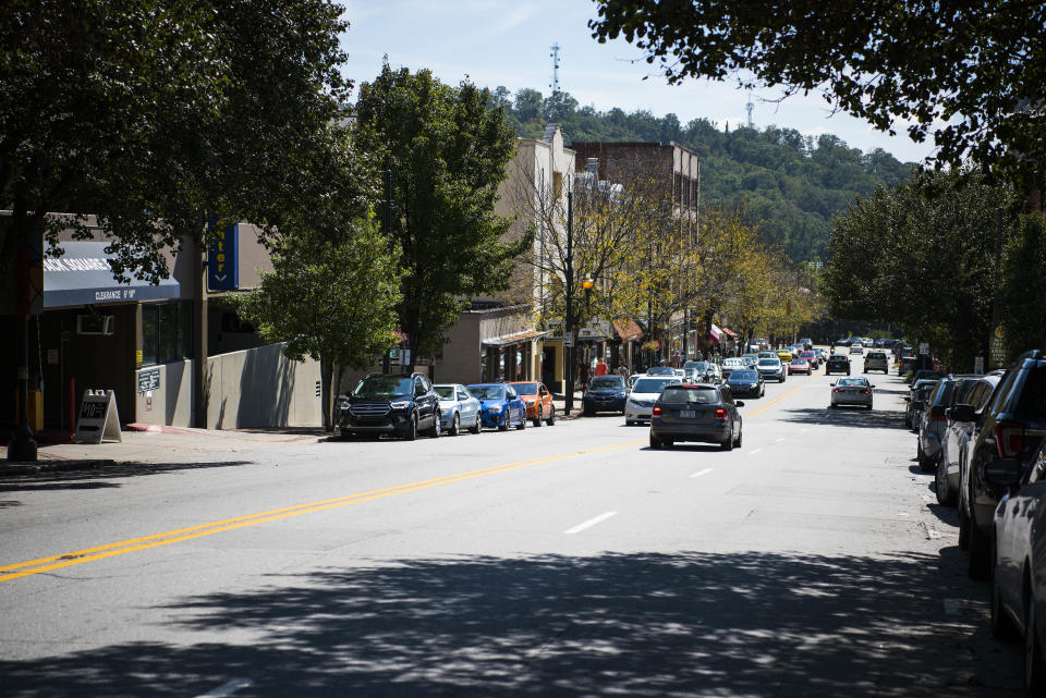 A street scene in Asheville, North Carolina.