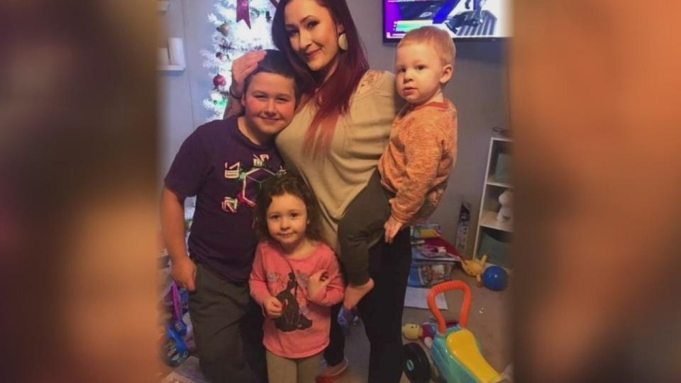 <div>Mariah Dodds with her children - Jayden, Alanah and Zayn. Alanah and Zayn were killed in Saturday's crash at Swan Boat Club.</div>