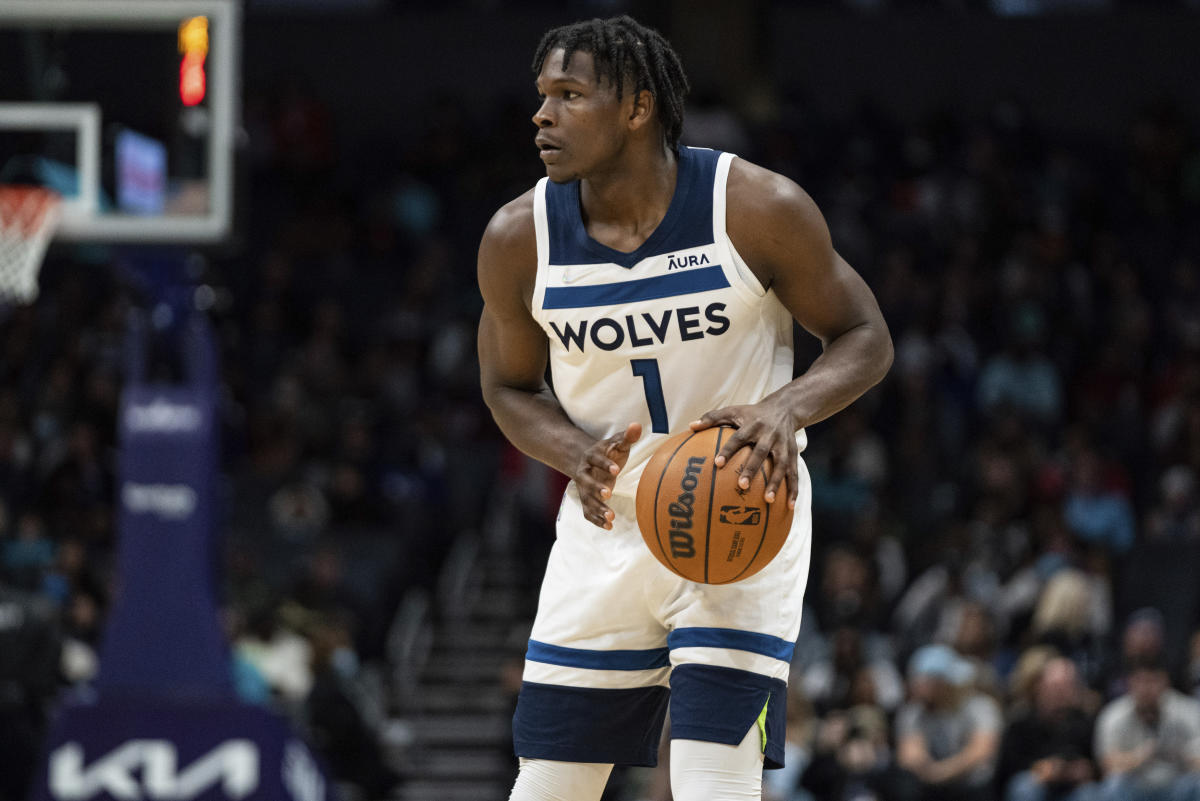 Minnesota Timberwolves 'disappointed' in Anthony Edwards, who apologizes  for using anti-gay comments in Instagram video - ESPN