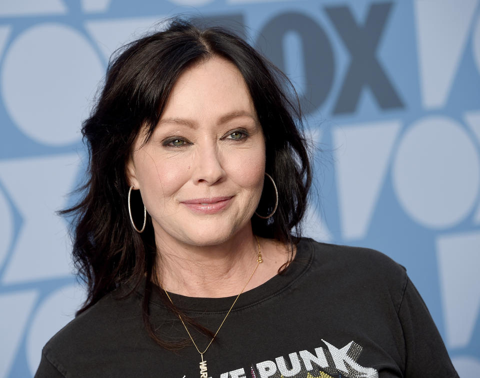 LOS ANGELES, CA - AUGUST 07:  Shannen Doherty arrives at the FOX Summer TCA 2019 All-Star Party at Fox Studios on August 7, 2019 in Los Angeles, California.  (Photo by Gregg DeGuire/FilmMagic)