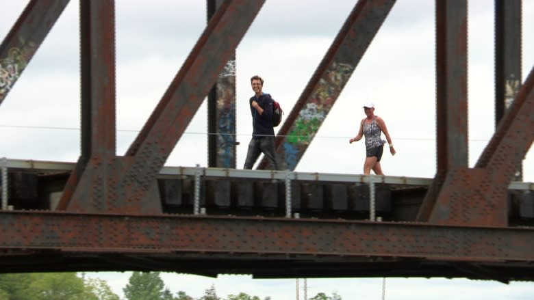 Prince of Wales rail bridge to be re-sealed off after swarmings