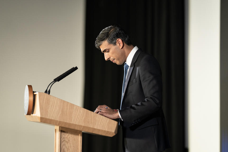 LONDON, UNITED KINGDOM, JANUARY 4: Prime Minister Rishi Sunak speaks in his first major national address of the year at the Plexar at the Queen Elizabeth Olympic Park on January 4, 2023 in London, England.  (Photo credit: Stefan Rousseau - WPA Pool/Getty Images)