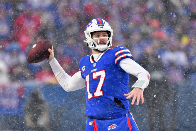 Bills QB Josh Allen boosts MVP case with more player of the week honors