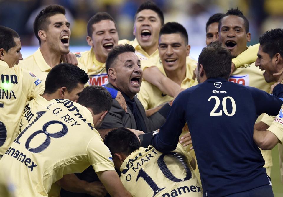 Tony Mohamed salió campeón con las Águilas del América en el Apertura 2014 (Foto: ALFREDO ESTRELLA/AFP via Getty Images)