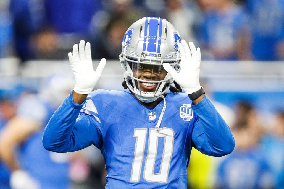 Detroit Lions quarterback Teddy Bridgewater waves to fans during warmups before the Denver Broncos game at Ford Field in Detroit on Saturday, Dec. 16, 2023.