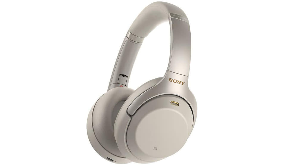 Save $135 on Sony headphones with 16,000 five-star reviews. (Photo: Amazon)