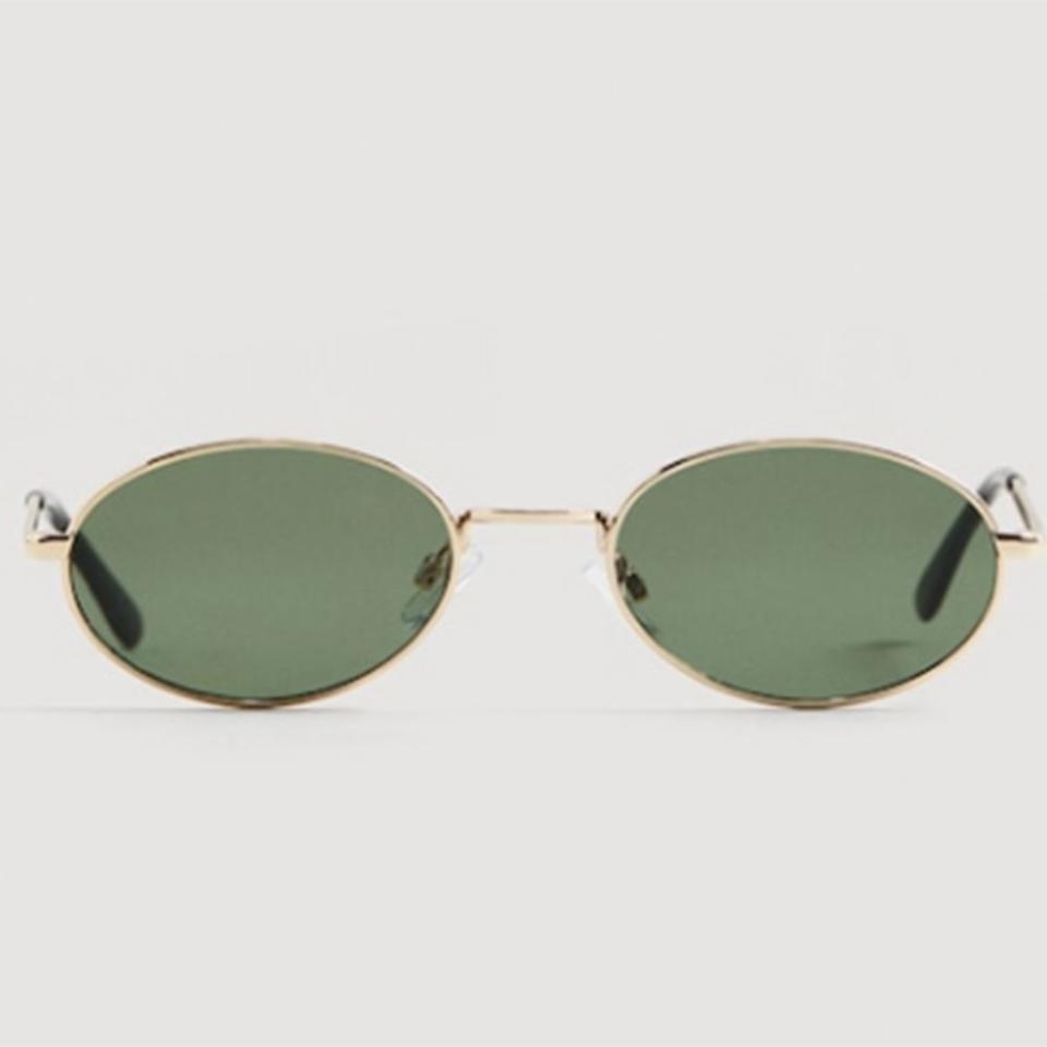 <p>Oval sunglasses, £17.99, Mango</p><p><a rel="nofollow noopener" href="https://shop.mango.com/gb/women/sunglasses/oval-sunglasses_33030601.html?c=OR&n=1&s=accesorios.accesorio;50,777" target="_blank" data-ylk="slk:BUY NOW;elm:context_link;itc:0;sec:content-canvas" class="link ">BUY NOW</a></p>