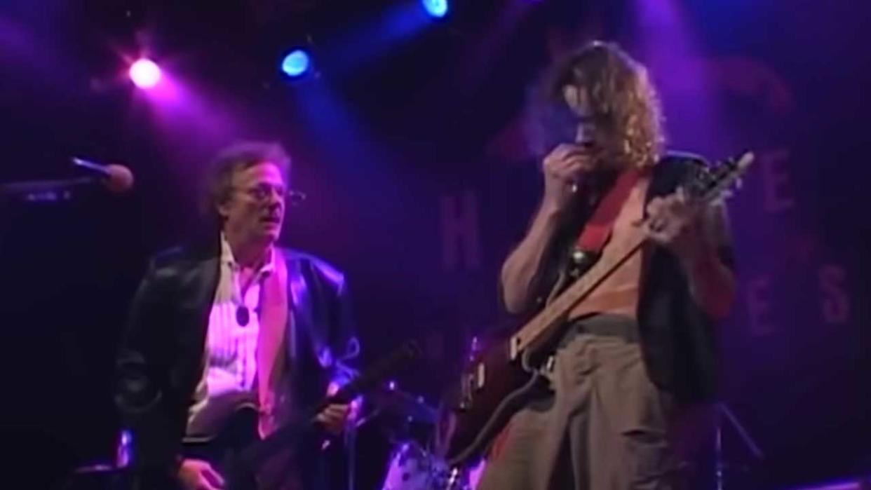  Leslie West and Eddie Van Halen onstage. 