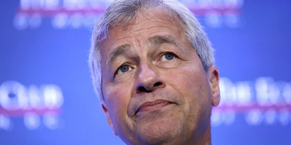 Jamie Dimon, CEO von JPMorgan, ist eines von mehreren Schwergewichten der Wall Street, die eine Rezession nicht ausschließen. - Copyright: Getty/Win McNamee