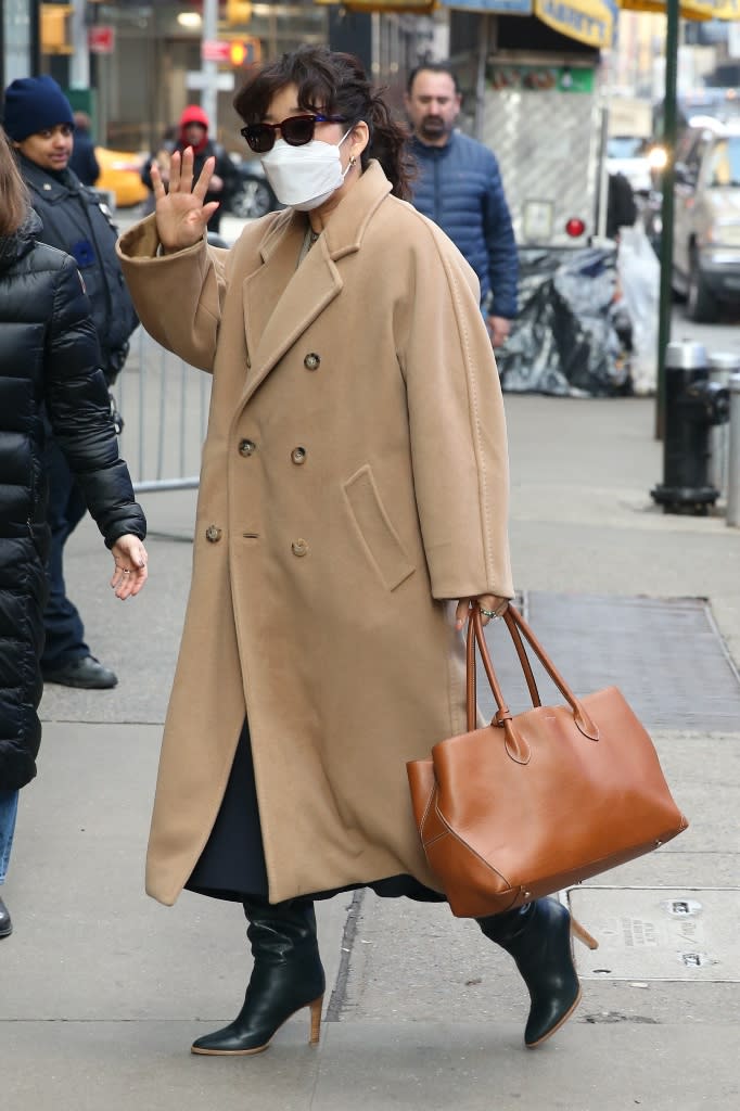 Sandra Oh in NYC on March 10. - Credit: Christopher Peterson / SplashNews.com