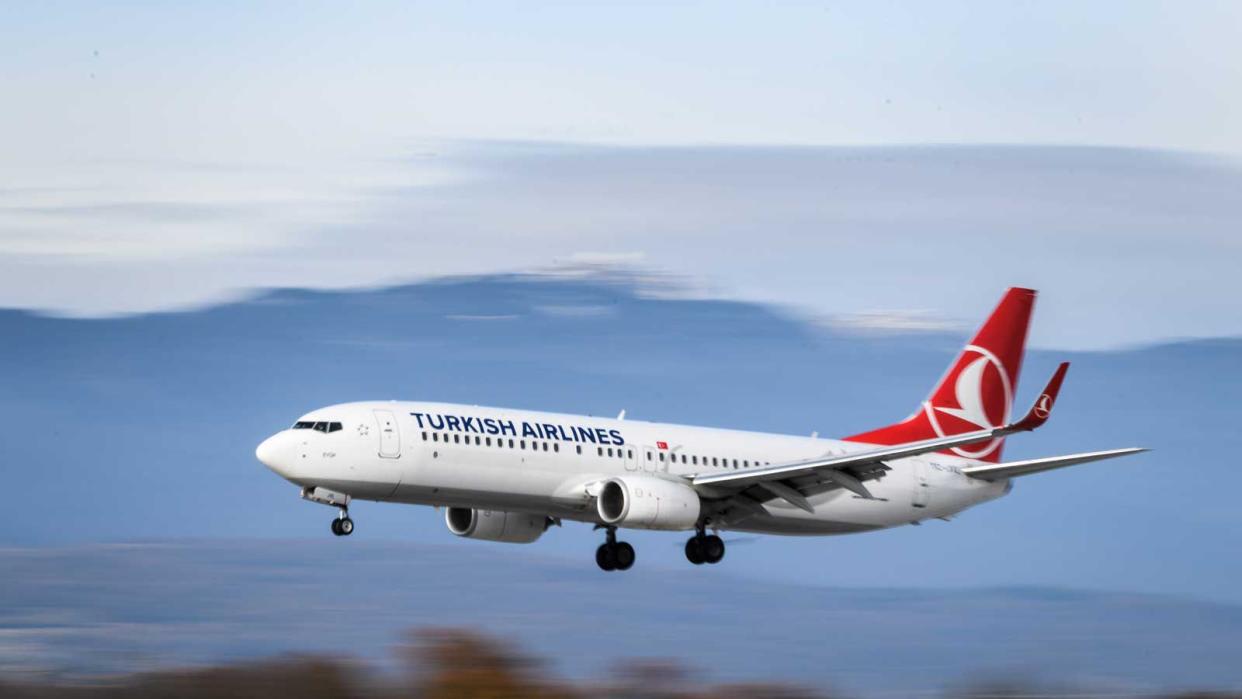 Turkish Airlines plane landing