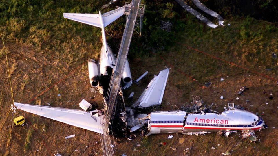 Cara and Erin Ashcraft survived the crash of American Airlines Flight 1420, operated on a McDonnell Douglas MD-82, during a landing at Little Rock National Airport on June 1, 1999. The captain and 10 passengers were killed. - Andy Scott/Dallas Morning News/AP