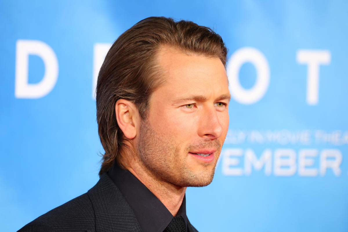 TOP GUN: MAVERICK Star Glen Powell On Impressing Tom Cruise, Honoring  Legacy, & More (Exclusive)