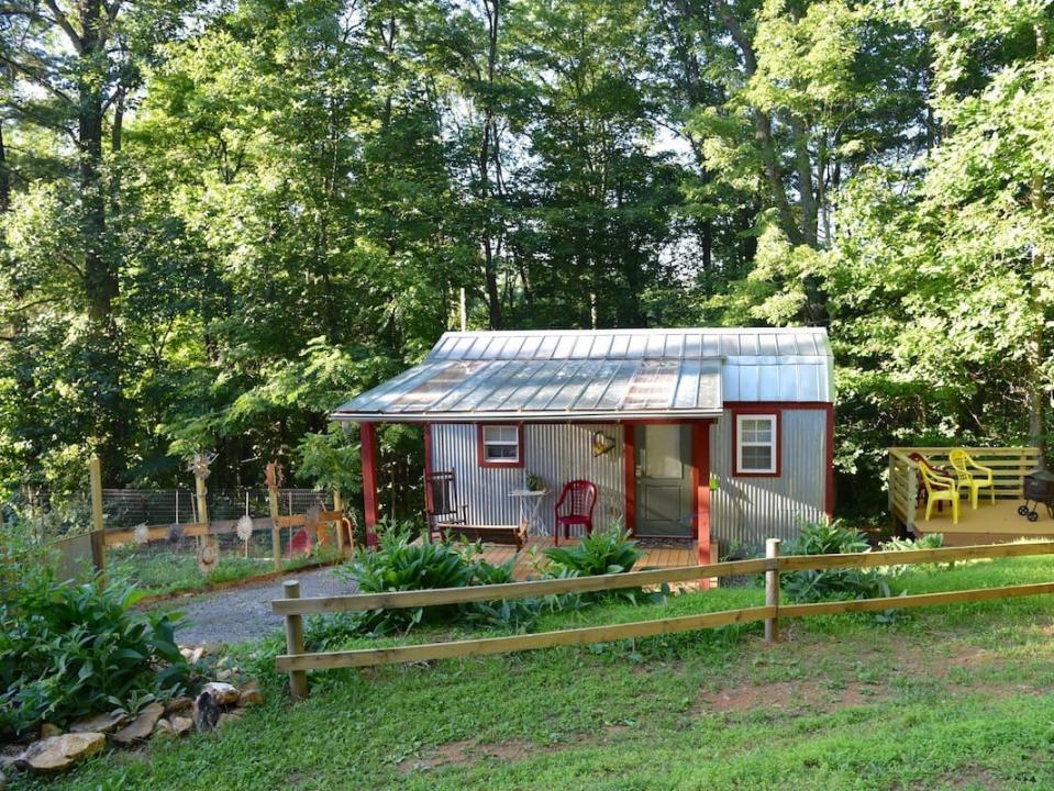 an Airbnb listing called Tiny House @ TinyHouseFamily in Floyd, Virginia