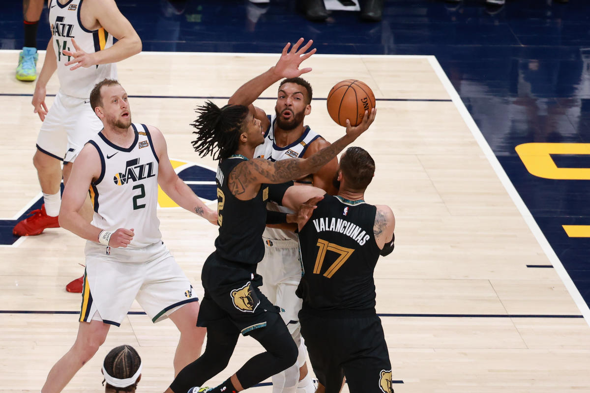 Bojan Bogdanovic primed for playoffs as Utah Jazz star explodes