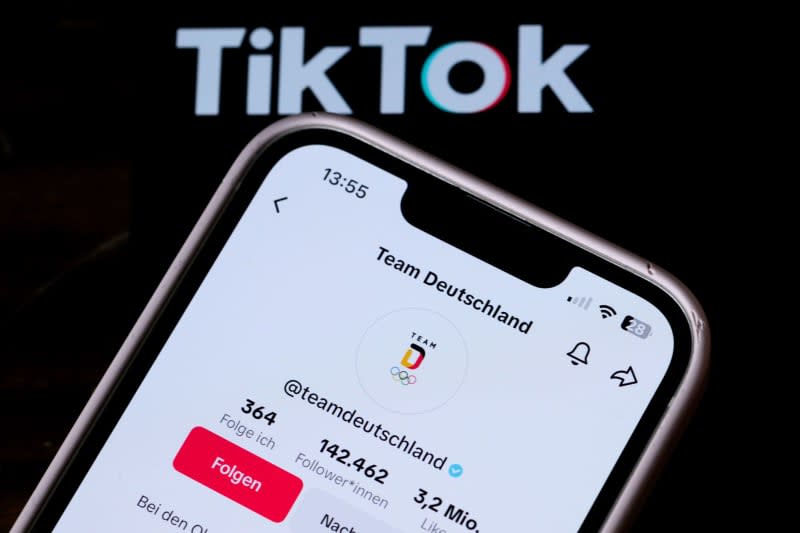 Team Germany's account on the Tiktok platform can pictured on a smartphone. Germany's Olympic team and social media platform Tiktok are starting a partnership to excite a young audience for major sports events such as this summer's Games in Paris. Robert Michael/dpa