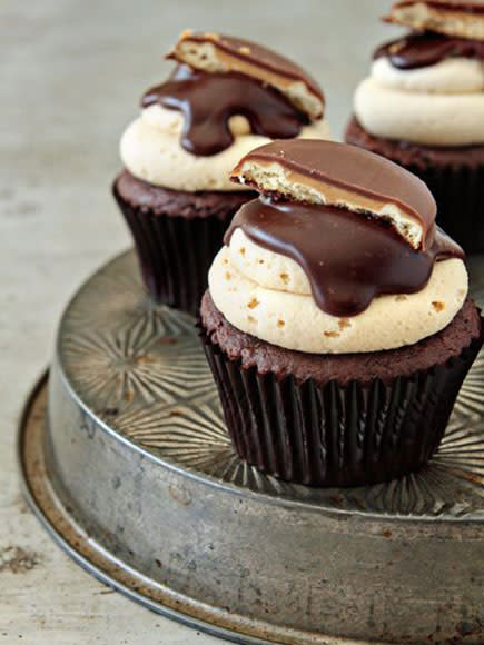 TAGALONG CUPCAKES