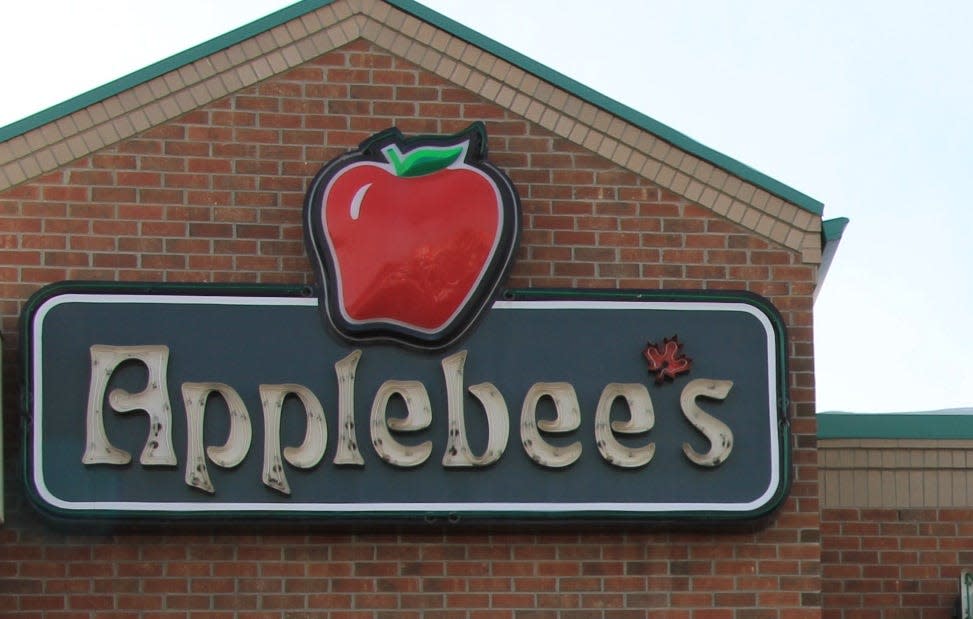 Applebee's locations in the Jackson metro area plan to be open for Thanksgiving.