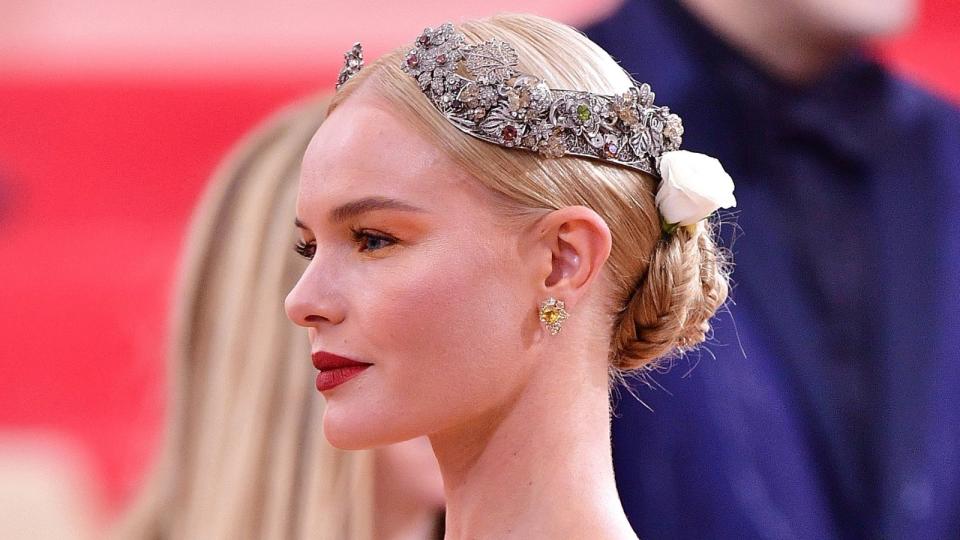 <p> Kate Bosworth looked every inch the Disney princess in 2016, with a detailed bun that Sleeping Beauty would be jealous of. The fishtail plait and the addition of real flowers soften the harsh lines of her metal headband. </p>