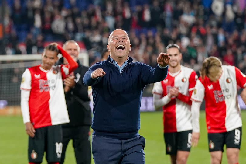 Arne Slot says goodbye to the Feyenoord fans