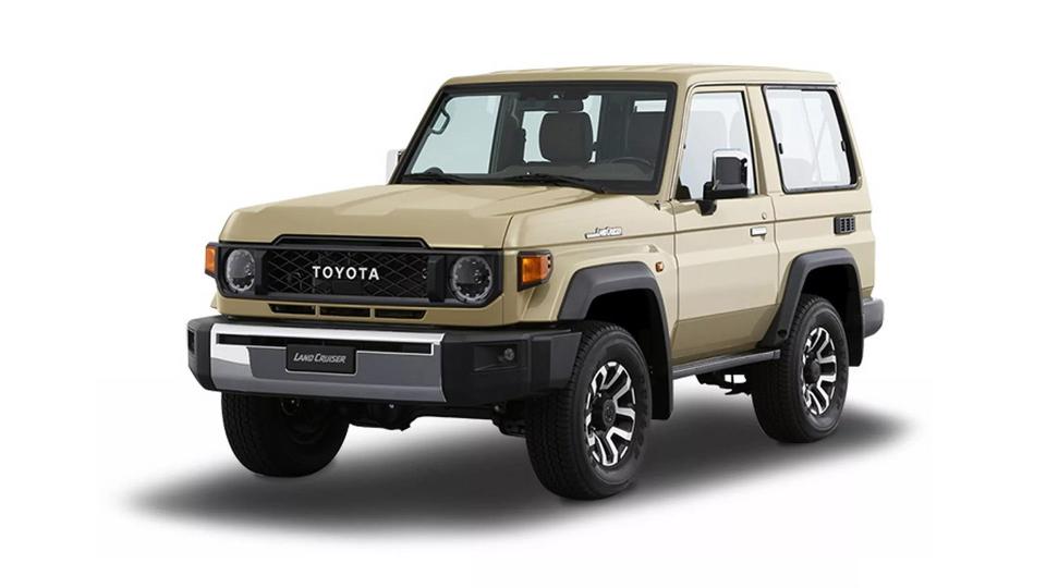 Three-Door Toyota Land Cruiser 70 Keeps Kicking After Almost 40 Years photo