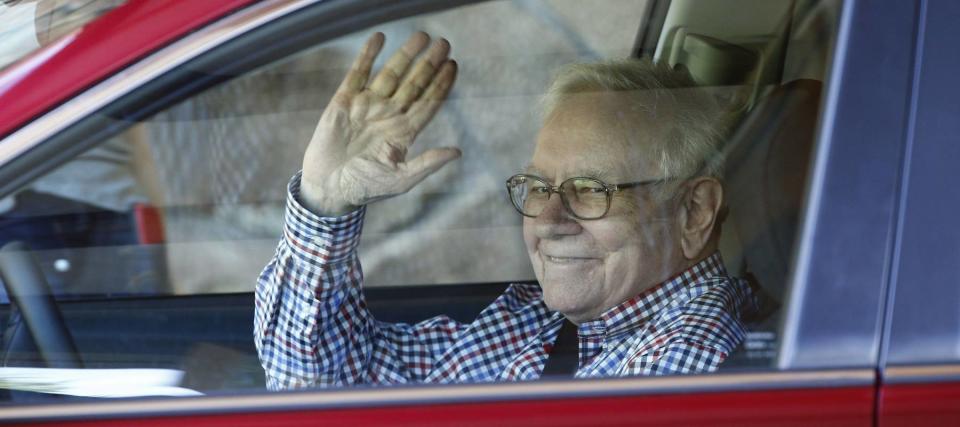 Warren Buffett says do this with your $1,400 stimulus check