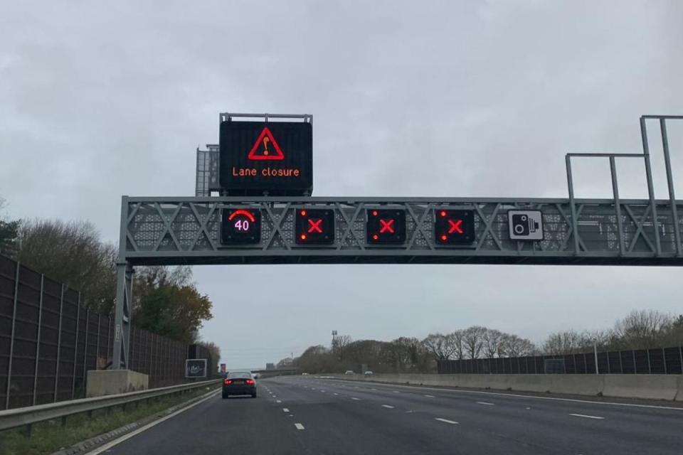 The lane closures on the M27 as a result of the accident i(Image: Newsquest)/i