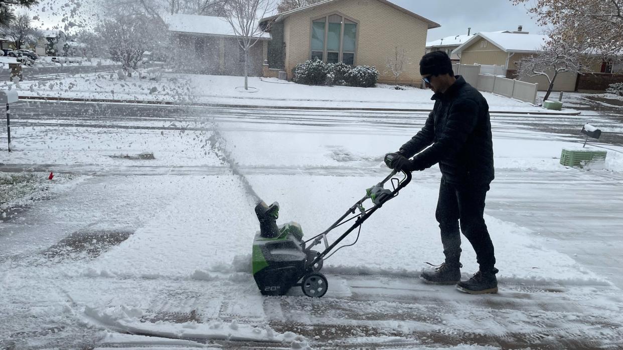  Greenworks snow blower testing. 