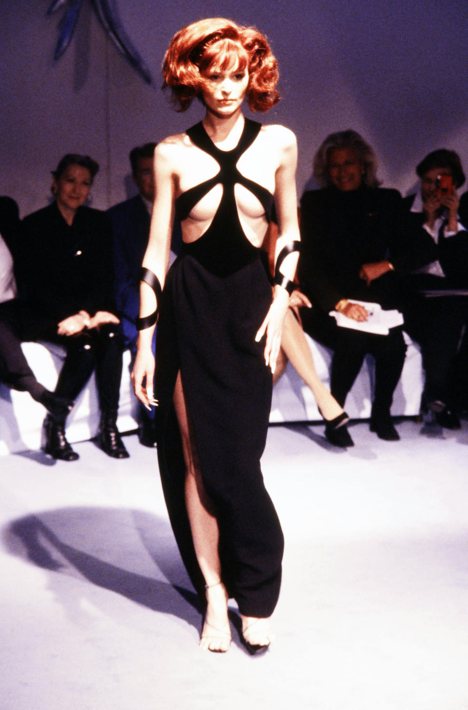 Thierry Mugler’s spring 1998 couture show. - Credit: Giovanni Giannoni/WWD