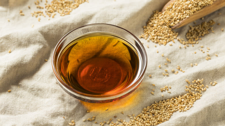 Sesame oil in glass bowl