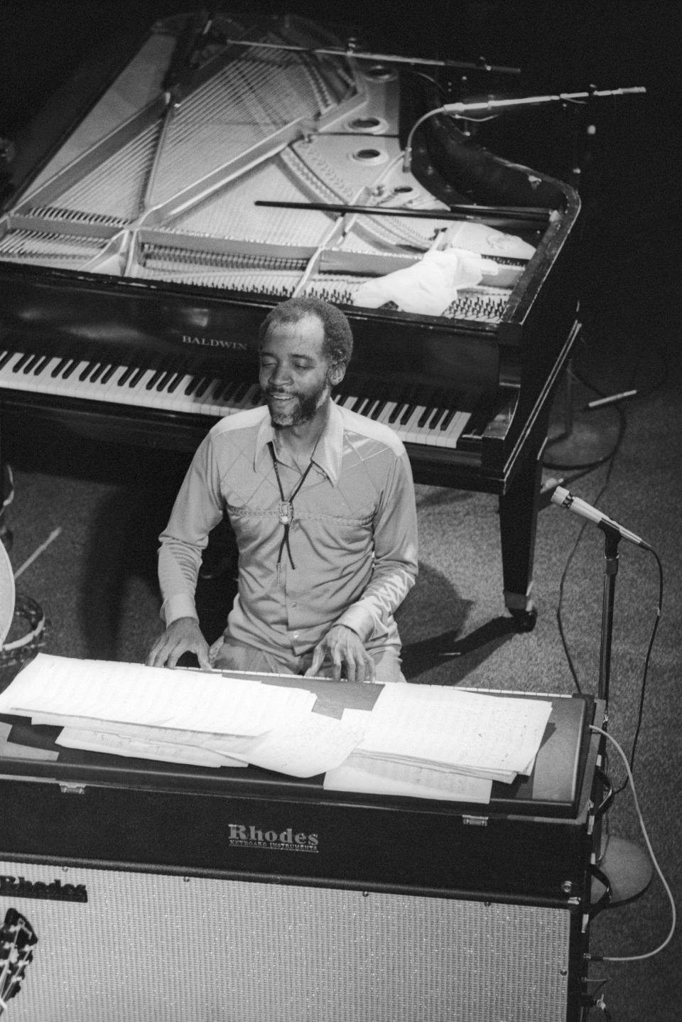 Playing the Fender Rhodes electric piano onstage in San Francisco in 1976 - Tom Copi/Michael Ochs Archives/Getty Images