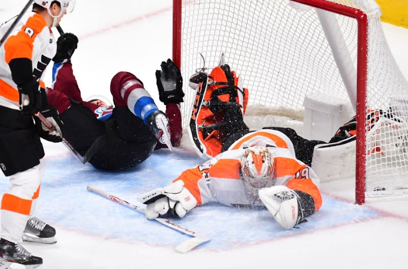 NHL: Philadelphia Flyers at Colorado Avalanche