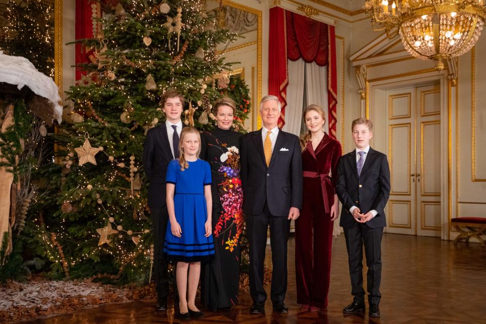 BRUSSELS, BELGIUM - DECEMBER 18: (L-R) Prince Gabriel, Princess Eleonore, Queen Mathilde, King Philippe of Belgium, Princess Elisabeth and Prince Emmanuel attend the Christmas Concert at the Royal Palace on December 18, 2019 in Brussels, Belgium. (Photo by Olivier Matthys/Getty Images)