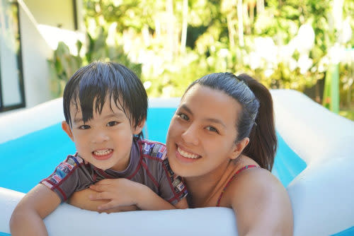 Nikki Gil with her three year-old son Finn