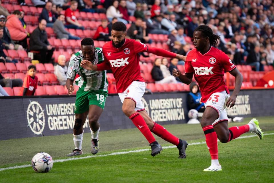 Brandon Hanlan (pictured against Charlton in September 2023) has not played since November <i>(Image: PA)</i>