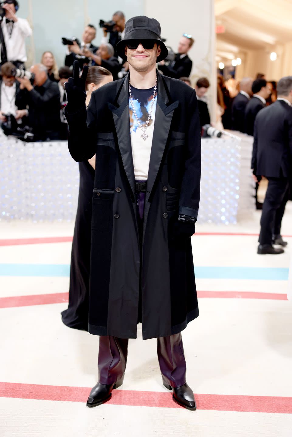 new york, new york may 01 pete davidson attends the 2023 met gala celebrating karl lagerfeld a line of beauty at the metropolitan museum of art on may 01, 2023 in new york city photo by john shearerwireimage