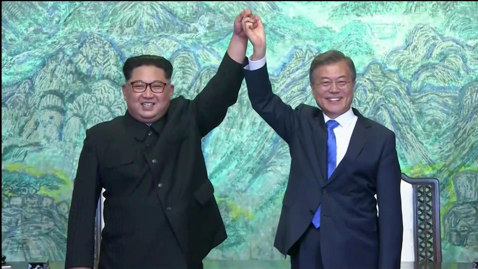 North Korean leader Kim Jong Un and South Korean President Moon Jae-in [Reuters]