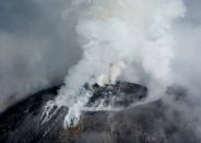 <p>La decisión de evacuar ante la creciente actividad del volcán es “para preservar la integridad de las familias” que viven en la zona, informó el gobernador de Colima, José Ignacio Peralta. Foto: Reuters</p>