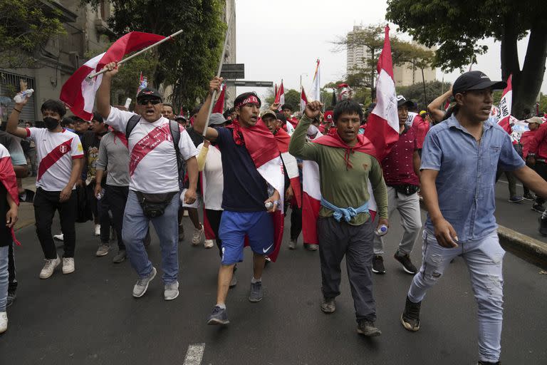 Protestas contra el gobierno de la presidenta peruana Dina Boluarte exigiendo elecciones generales y justicia para los manifestantes que murieron durante los enfrentamientos con la policía, durante la reciente crisis política en Perú